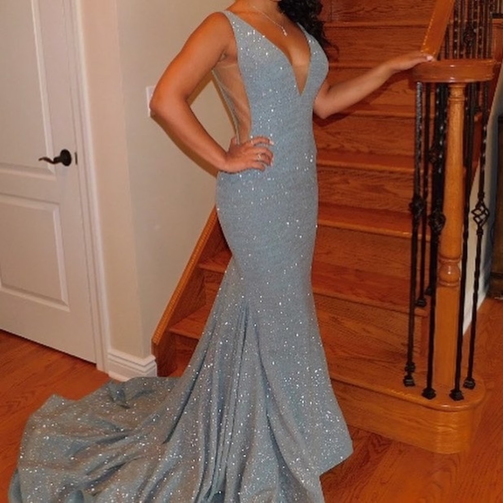 Sea foam green Jovani dress size 4